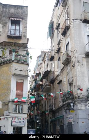 Edificio nel centro di Napoli Foto Stock