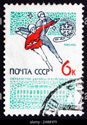 RUSSIA - CIRCA 1965: Un francobollo stampato in Russia mostra Figure Skating, Ice Dancing, Mosca Sports Palace, European Figure Skating Championship, circ Foto Stock