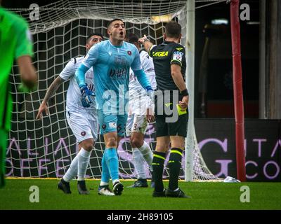 Benevento, Italia. 27 novembre 2021. Stefano Turati durante Benevento Calcio vs Reggina 1914, partita di calcio italiana Serie B a Benevento, Italia, Novembre 27 2021 Credit: Agenzia fotografica indipendente/Alamy Live News Foto Stock