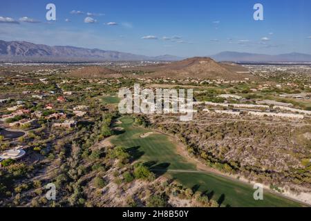 Vista aerea del campo da golf panoramico di Tucson, Arizona Foto Stock