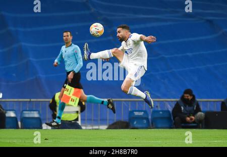 Madrid, Spagna. 28 novembre 2021. Il Real Madrid Dani Carvajal compete durante una partita di calcio spagnola di prima divisione tra il Real Madrid e il Sevilla FC a Madrid, Spagna, 28 novembre 2021. Credit: Gustavo Valiente/Xinhua/Alamy Live News Foto Stock