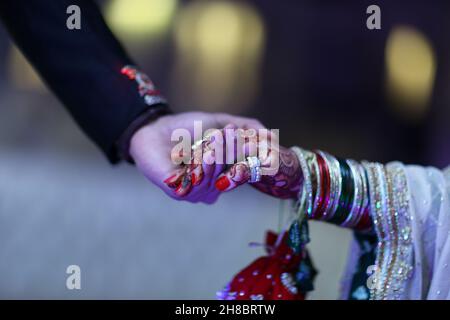 Tradizionale matrimonio asiatico Foto Stock