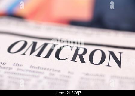 Omicron ha scritto il giornale in primo piano sul testo. Foto Stock