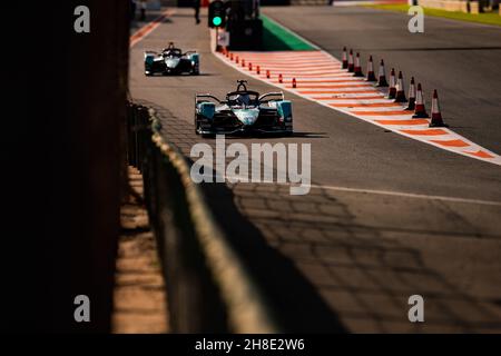 10 Bird Sam (gbr), Jaguar TCS Racing, Jaguar i-Type 5, in azione durante i test pre-stagione del Campionato del mondo FIA di Formula e 2021-22, sul circuito Ricardo Tormo dal 28 novembre al 2 dicembre 2021 a Valencia, Spagna - Foto: Joao Filipe/DPPI/LiveMedia Foto Stock