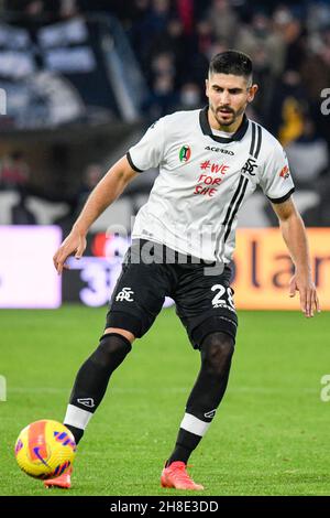 La Spezia, Italia. 28 novembre 2021. Martin Erlic (Spezia) durante Spezia Calcio vs Bologna FC, Serie italiana di calcio A match a la Spezia, Italy, November 28 2021 Credit: Independent Photo Agency/Alamy Live News Foto Stock