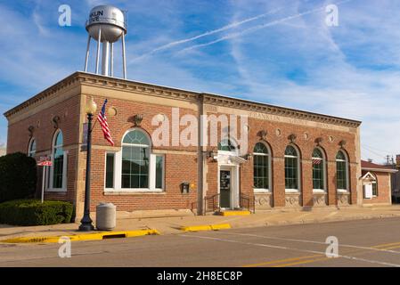 Franklin Grove, Illinois - Stati Uniti - 16 novembre 2021: Esterno della Franklin Grove Bank. Foto Stock