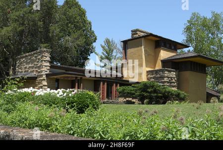 Esterno della casa Taliesin. Architettura e design del decor di Frank Lloyd Wright. Fondazione Frank Lloyd Wright. Taliesin Preservation LLC. Verde primavera, Foto Stock