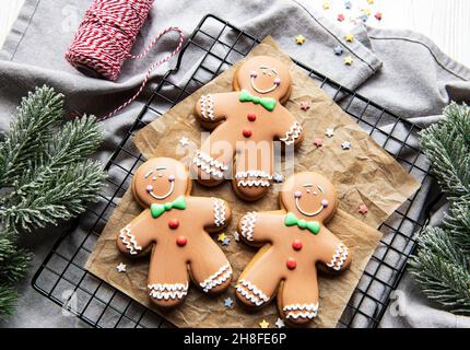 Uomo di pan di zenzero marrone di Natale Foto Stock