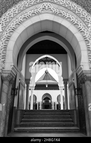 Ingresso a una corte della Grande Mosquee de Paris, Francia Foto Stock