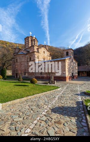 Monastero di Ravanica. Monastero medievale serbo-ortodosso della Chiesa, dotazione del principe Lazar di Serbia. Foto Stock