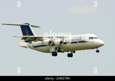 QinetiQ BAE Systems Avro 146-RJ100 aereo aereo aereo aereo aereo di linea QQ101 operato con l'Empire Test Pilots School, ETPS, in base a un accordo di partnership a lungo termine Foto Stock