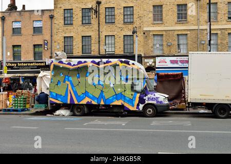 Weekend Market Day, Mile End Road, Whitechapel, Stepney, East London, Regno Unito Foto Stock