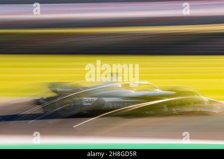 05 Vandoorne Stoffel (bel), Mercedes-EQ Silver Arrow 02, in azione durante i test pre-stagione del Campionato del mondo FIA di Formula e 2021-22, sul circuito Ricardo Tormo dal 28 novembre al 2 dicembre 2021 a Valencia, Spagna - Foto Joao Filipe/DPPI Foto Stock