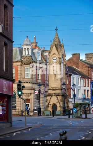 Penrith Clock Tower (Musgrave Monumentin) Market Square il nord-ovest dell'Inghilterra Foto Stock