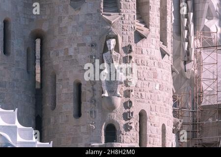 BARCELLONA, SPAGNA - 29 novembre 2021: Statua di Philipus Apostolus nella Santa famiglia di Barcellona, sapin, 29 novembre 2021. Foto Stock