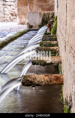 Spouts nel Santuario della Virgen de la Fuente a Penarroya Foto Stock