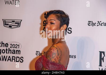 NEW YORK, NEW YORK - NOVEMBRE 29: Brittany S. Hall partecipa ai Gotham Awards 2021 presentati dal Gotham Film & Media Institute a Cipriani Wall Street il 29 novembre 2021 a New York City. Foto Stock