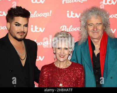 Adam Lambert, Brian May e Anita Dobson arrivano per l'ITV Palooza 2021 al Royal Festival Hall di Londra, Regno Unito il 23 novembre 2021 Foto Stock