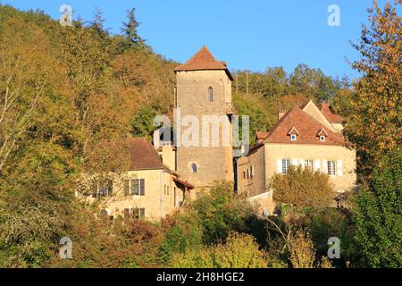 Francia, Lot, parco naturale regionale di Causses du Quercy, Tour de Faure, Lotois maniero Foto Stock