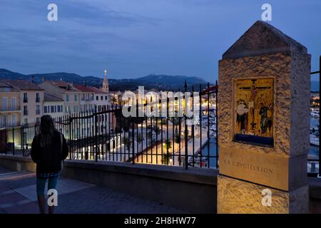 Francia, Var, Sanary sur Mer, Chemin de la colline, le stazioni della croce Foto Stock