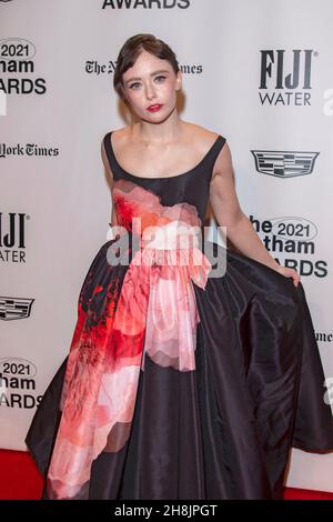 New York, Stati Uniti. 29 novembre 2021. Suzanna Son partecipa ai Gotham Awards 2021 presentati dal Gotham Film & Media Institute presso Cipriani Wall Street a New York City. (Foto di Ron Adar/SOPA Images/Sipa USA) Credit: Sipa USA/Alamy Live News Foto Stock