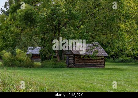 Johnson City, Tennessee, Stati Uniti d'America - 5 settembre 2021: Casa di primavera e fumo nel sito storico. Foto Stock