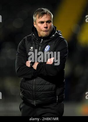 Il manager di Rochdale Robbie Stockdale durante la partita di replay del primo round della Emirates fa Cup a Meadow Lane, Nottingham. Data foto: Martedì 16 novembre 2021. Foto Stock