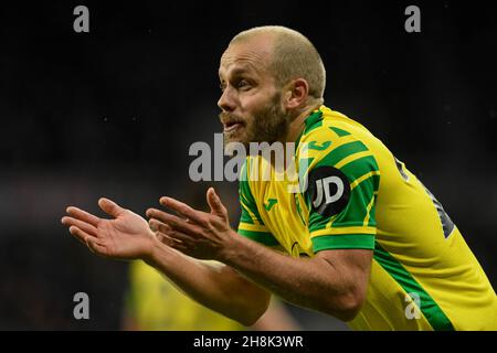 Newcastle, Regno Unito. 30 Nov 2021. Il Teemu Pukki #22 della Norwich City fa appello ad una decisione presa a Newcastle, Regno Unito il 11/30/2021. (Foto di Simon Whitehead/News Images/Sipa USA) Credit: Sipa USA/Alamy Live News Foto Stock