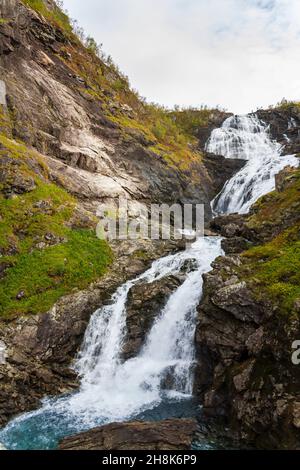 Cascata di Kjosfossen ad Aurland, Norvegia Foto Stock
