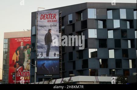 Los Angeles, California, USA 29 novembre 2021 una visione generale dell'atmosfera di Dexter Billboard il 29 novembre 2021 a Los Angeles, California, USA. Foto di Barry King/Alamy Stock Foto Foto Stock