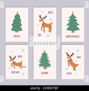 Set di carte con cervi e alberi di Natale. Congratulazioni e auguri testo. Fiocchi di neve blu. Disegno vettoriale colorato disegnato a mano isolato Illustrazione Vettoriale
