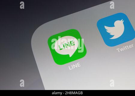 Ostersund, Svezia - 2 ago 2021: Icona dell'app line. LINE è un'applicazione freeware per le comunicazioni istantanee Foto Stock