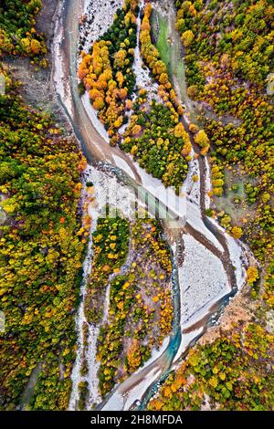 Da qualche parte nella regione di Aspropotamos (vicino al ponte di Alekos), Trikala, Tessaglia, Grecia. Aspropotamos è anche noto come fiume Acheloos. Foto Stock