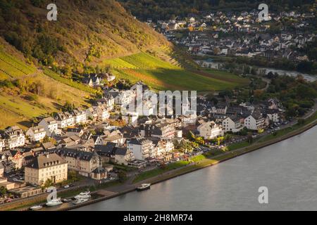 Vista di Cochem, Cochem sulla Mosella, Renania-Palatinato, Germania Foto Stock