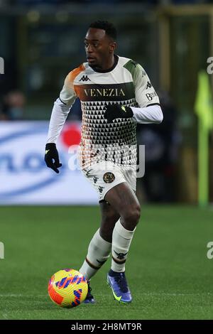 Bergamo, Italia. 30 Nov 2021. Ridgeciano HAPS (Venezia FC) in azione durante Atalanta BC vs Venezia FC, Campionato di calcio italiano A match a Bergamo, Italy, November 30 2021 Credit: Independent Photo Agency/Alamy Live News Foto Stock