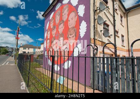 Conflitto dell'Irlanda del Nord, murale, murale politico dal tempo della resistenza dell'IRA, distretto di Bogside, Derry-Londonderry, provincia dell'Ulster, nord Foto Stock