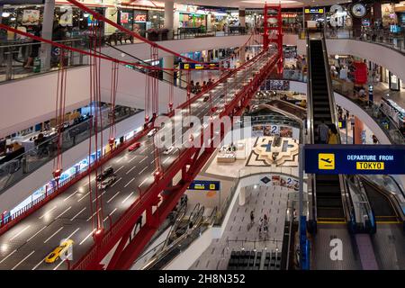 Golden Gate Bridge al Terminal 21 Shopping Mall, Pattaya, Thailandia Foto Stock