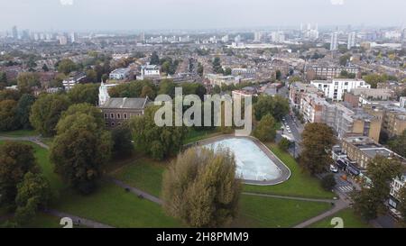 Clapham Common London skyline in background UK immagine aerea Foto Stock