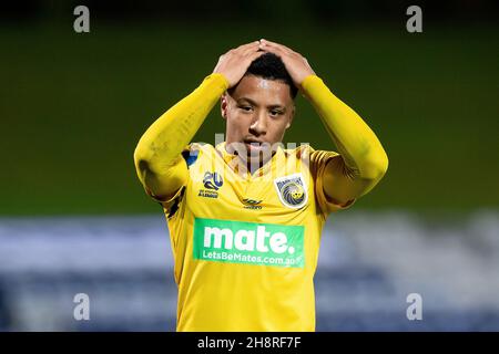 Central Coast Mariners Forward Samuel Silvera (17) frustrato dopo aver perso una chance su Goal Credit: Damian Briggs/Speed Media/Alamy Live News Foto Stock