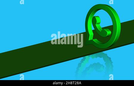WhatsApp Button 3D rendering effetto riflessione acqua. Design su sfondo sfocato. Logo tridimensionale dell'applicazione What's icona verde lucida. Minimo Foto Stock