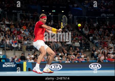 SYDNEY, AUSTRALIA - GENNAIO 12: Rafael Nadal di Spagna gioca un backhand durante il giorno dieci delle finali single alla ATP Cup 2020 Tennis alla Ken Rosewall Arena il 12 Gennaio 2020 a Sydney, Australia. Foto Stock