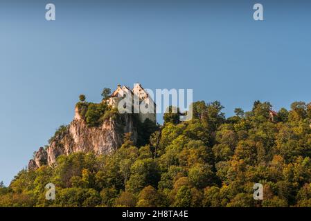 Castello di Werenwag nel Parco Naturale dell'Alto Danubio, Beuron, Alpi Sveve, Baden-Wuerttemberg, Germania Foto Stock