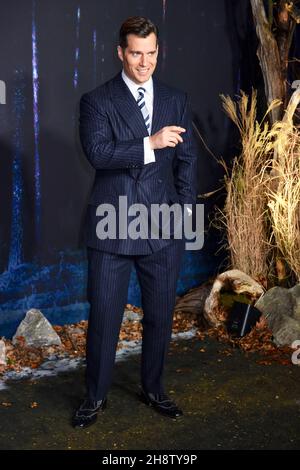Henry Cavill, la prima di Witcher Season 2 TV Show, Odeon Luxe, Leicester Square, Londra. REGNO UNITO Foto Stock