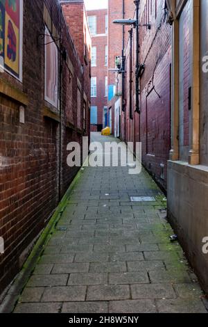 Centro città vicolo a Rotherham. Foto Stock
