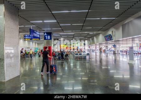 RIO DE JANEIRO, BRASILE - 16 OTTOBRE 2016: Interno dell'aeroporto internazionale di Rio de Janeiro Galeao, Brasile Foto Stock