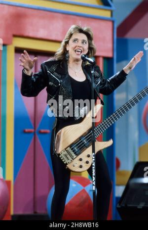 Suzi Quatro, amerikanische Musikerin und Sängerin, 1999. Suzi Quatro, musicista e cantante americano, 1999. Foto Stock