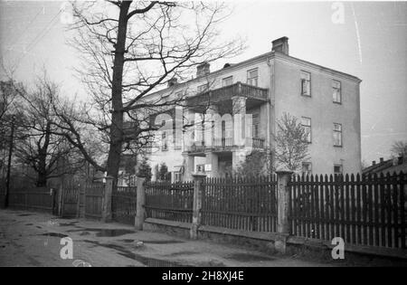 Polska, 1946. Szpital Polskiego Czerwonego Krzy¿a. Stanis³aw D¹browiecki. pap/ms PAP/s Szpitala Polonia, 1946. Ospedale Polacco della Croce Rossa. Nella foto: L'edificio dell'ospedale. ps/pp PAP/Stanislaw Dabrowiecki Foto Stock