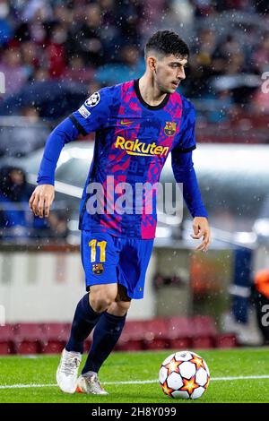 BARCELLONA - NOV 23: Yusuf Demir in azione durante la partita della UEFA Champions League tra il FC Barcelona e Benfica allo stadio Camp Nou il prossimo novembre Foto Stock