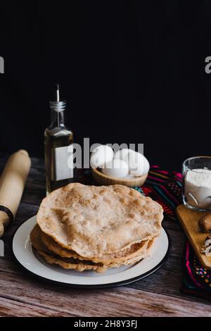 Ricetta messicana buñuelos e ingredienti di dessert tradizionale per Natale in Messico Foto Stock