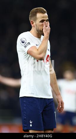 Londra, Inghilterra, 2 dicembre 2021. Harry Kane di Tottenham guarda avanti durante la partita della Premier League al Tottenham Hotspur Stadium di Londra. Il credito d'immagine dovrebbe essere: David Klein / Sportimage Foto Stock